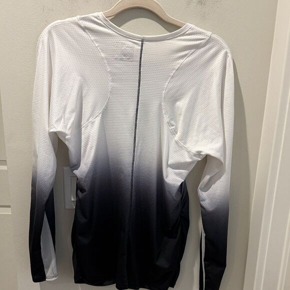 Lucky in Love Tennis Black and White Ombre Long Sleeve Top size Large - Picture 3 of 11